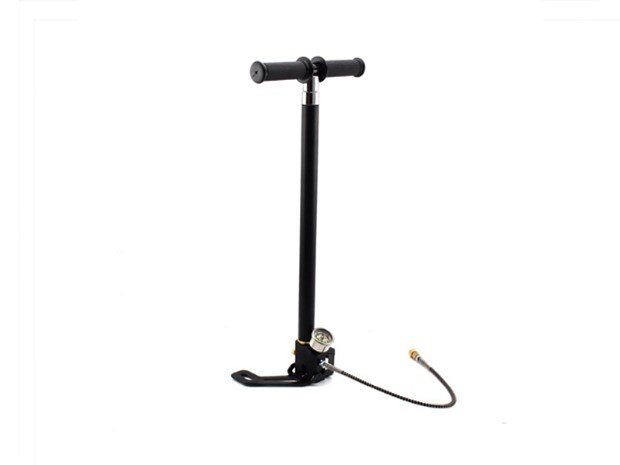 Hatsan Håndpumpe 300 Bar m/ filter / 4-stage