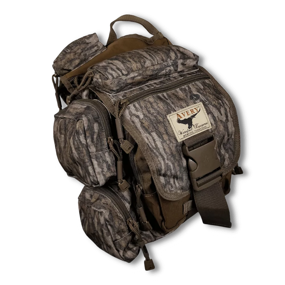 Avery Messenger Bag